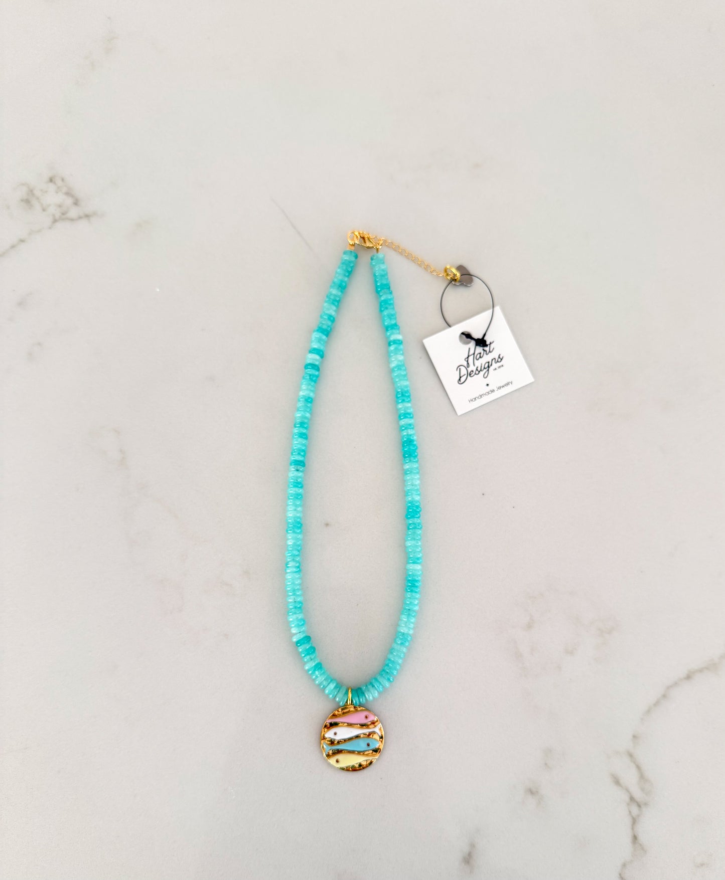 Round Pendant Sardine Necklace